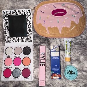 Shadow palette, Kylie gloss and more